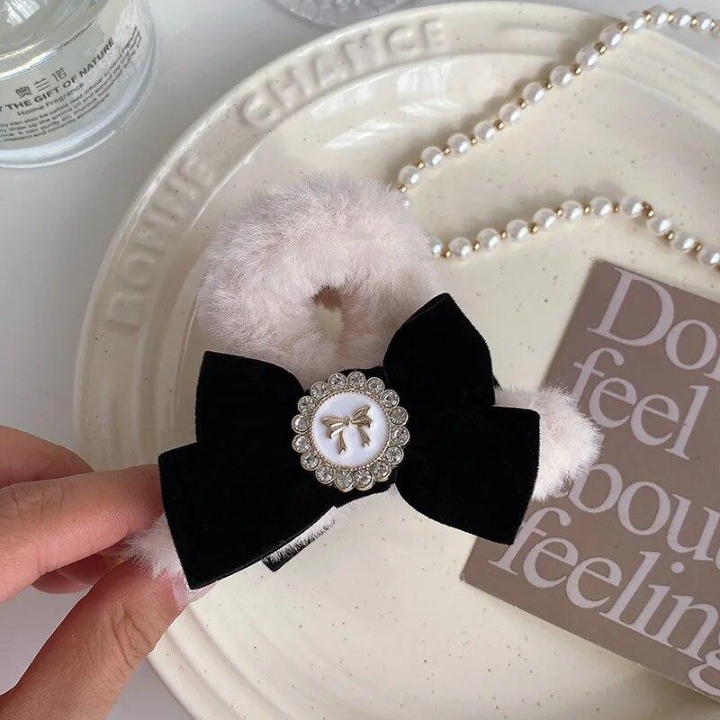 Sweet Bowknot Plush Hair Claw Clip New Classic Small Hair Clips Barrettes Hairgrips Headdress For Female Winter Hair Accessories
