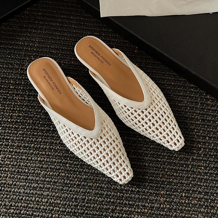 

European station 2025 summer new Internet celebrity pointed flat sandals ins lazy half drag fairy wind bag head muller shoes 39 белый