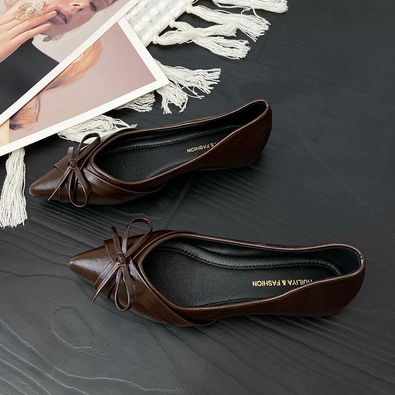 Woman Flat Shoes Fashion Pointed Toe Elegant Butterfly Knot Casual Comfort Soft Slip on Shoes Spring New Simple Versatile Flats