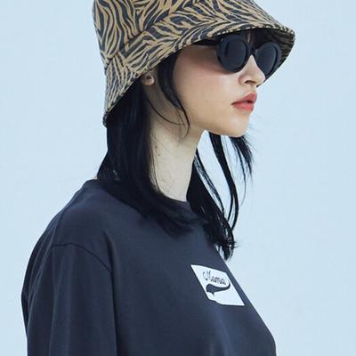 FAKEMAMA ZEBRA BUCKET HAT_BROWN