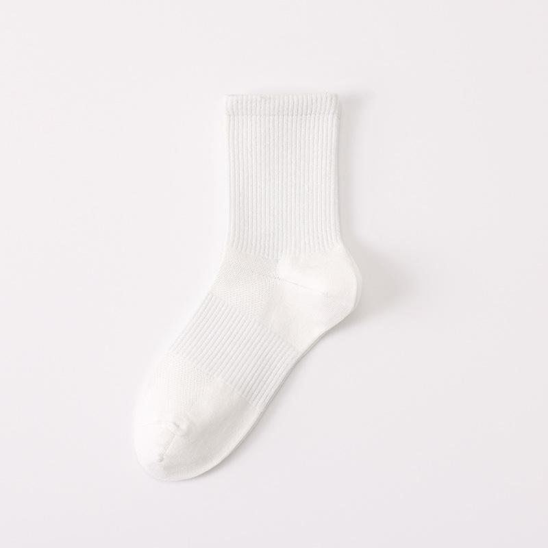 Female Spring and Autumn Pure Color Antibacterial Deodorant Sweat Absorption Anti Pilling Movement Tube Socks