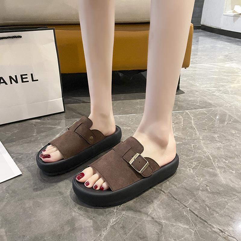 Retro slippers women s new summer platform one-word beach shoes non-slip outer sandals 40 темно-коричневого 3640₽