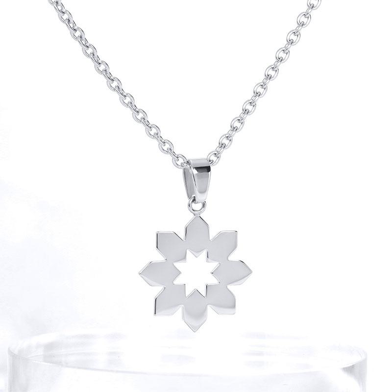 European and American Jewelry Simple Small Snowflake Titanium Steel Clavicle Chain Jewelry
