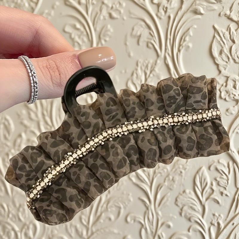 

Korean Leopard Print Rhinestone Claw Clip: Elegant Pleated Lace Hair Accessory for Women