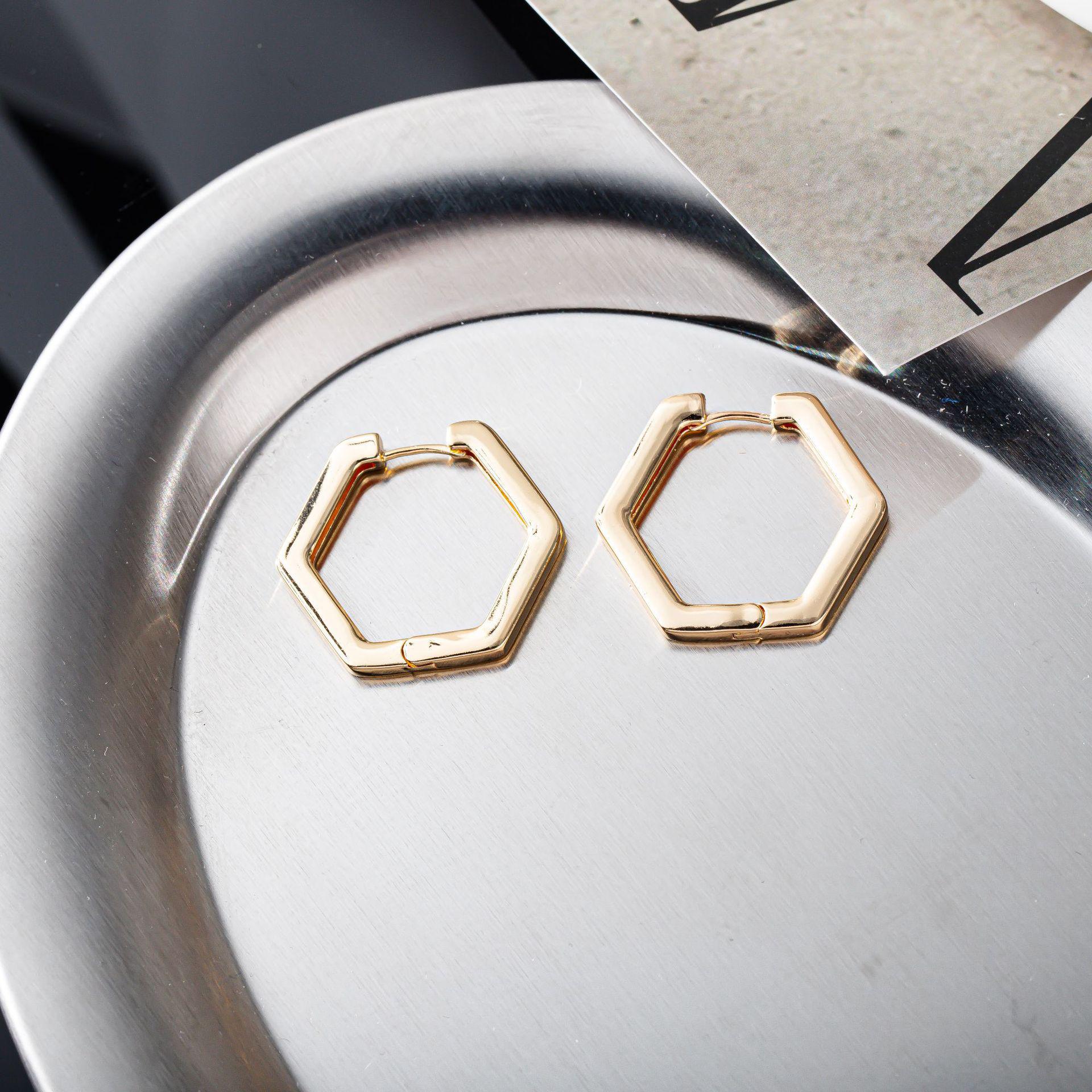Trendy Geometric Hexagon Earrings: European & American Fashion for Women