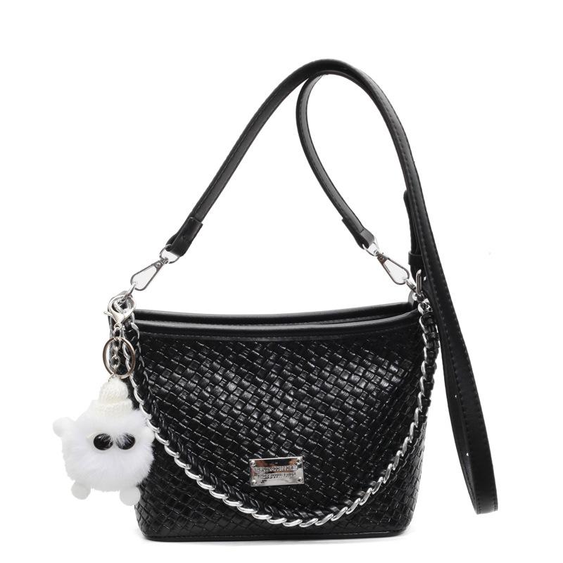 Super fire small bag women's spring and summer 2025 new niche design messenger bag women's popular bucket bag this year