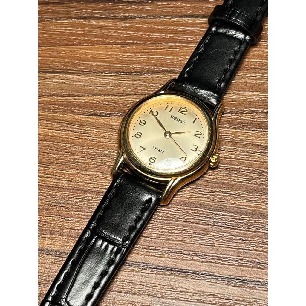 Used 90s Retro - Working Condition - Seiko Spirit Vintage Watch - Retro - Vintage Clothing