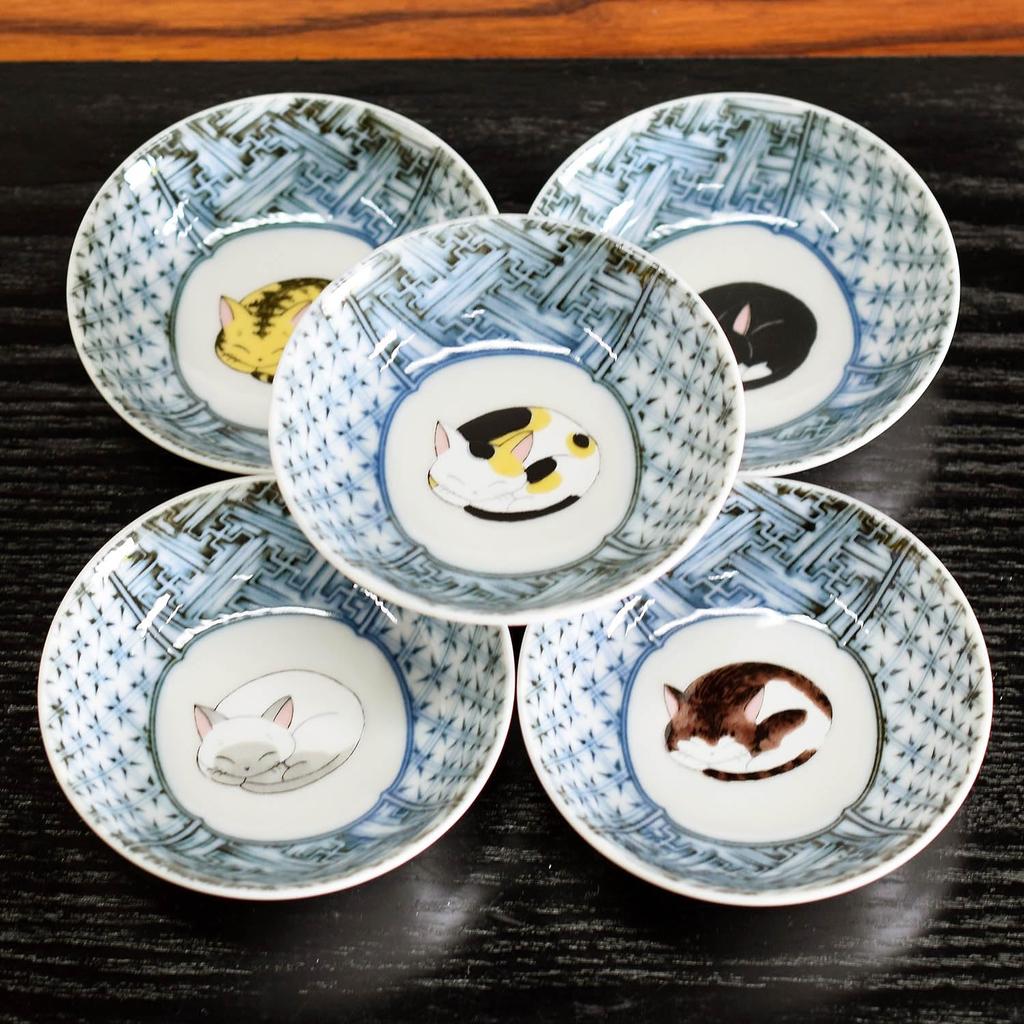 Waza no Kura Stylish Tableware, Kutani Ware Small Bowls, Set of 5, Sleeping Cat Design, Ceramic, High-End Brand, Japanese Tableware, Traditional Japan