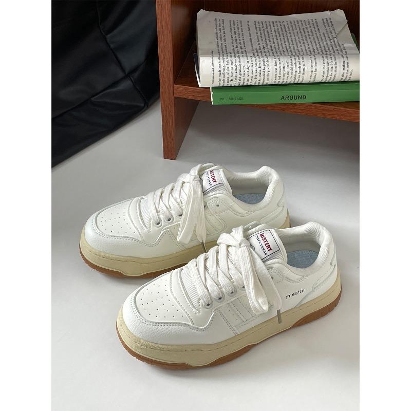 New product hot sale autumn new retro fashion versatile board shoes women's platform casual shoes 2665