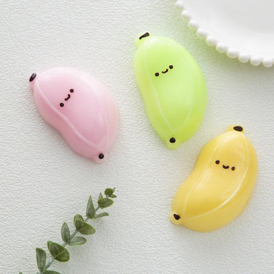 Brinquedo de Apertar Banana Desenho Animado Simulado Elástico Rebote Lento Banana Sorridente Fidget Toy Portátil Formato de Fruta Simulada Brinquedo Sensorial