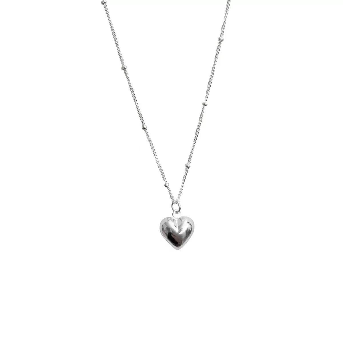 New love necklace female Korean niche design sense love ins versatile light luxury non-fading collarbone chain wholesale