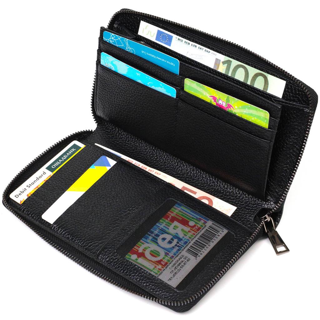 En solid herreclutch med ett rom laget av ekte skinn med krokodillepreging BOND-WALLET 22030 Black