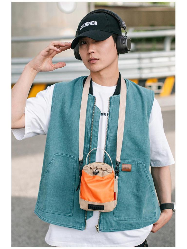 Multifunctional Drawstring Shoulder Bag for Mobile, Bottle & Sports - Large Capacity Crossbody Bag for Outdoor Cycling & Travel