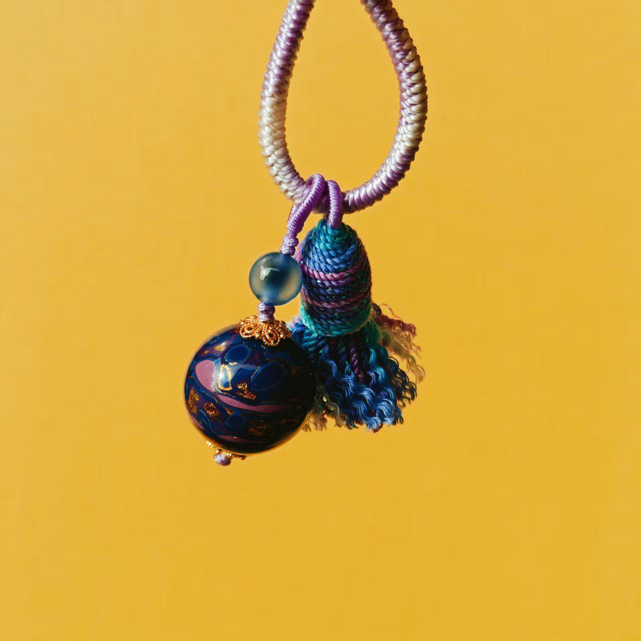 Rhinoceros Hide Lacquer Keychain with Horizontal Grain Design темно-синий