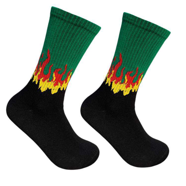 Flame Mid-Calf Skate Socks: Unisex European & American Hip-Hop Street Style, Versatile High-Top Sports Design.