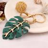 Christmas Green Leaf Metal Keychain Beautiful and Fresh Foliage Shape Key Ring Festival Gift Ladies Accessories Airpods Pendant