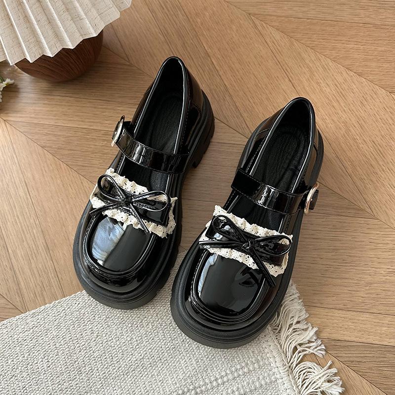 Britský styl malé kožené boty dámské nové letní platforma všestranné jk uniforma jediné boty Mary Jane se sukní mokasíny vlna