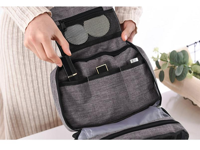 Men's Travel Toiletry Organizer: Hanging Waterproof Makeup Bag
