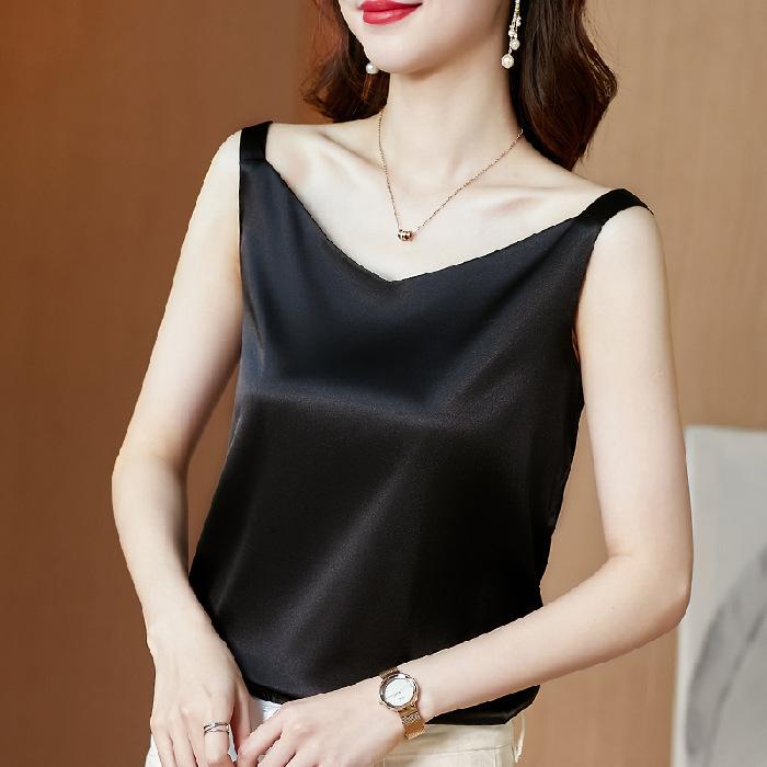 Korean Silk Women Blouses Shirt Woman Satin Blouse Tops Women Satin Lace Embroidery Blouse Top Woman V-neck Printing Shirts Tops