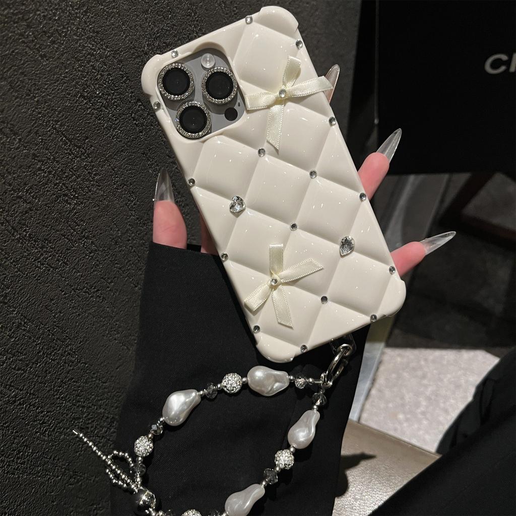 Luxury Glitter Bow Chain Phone Case for iPhone 16 Pro Max Bling Bling Diamond Designer Cover for iPhone 16e 13 14 Plus 15 11 12