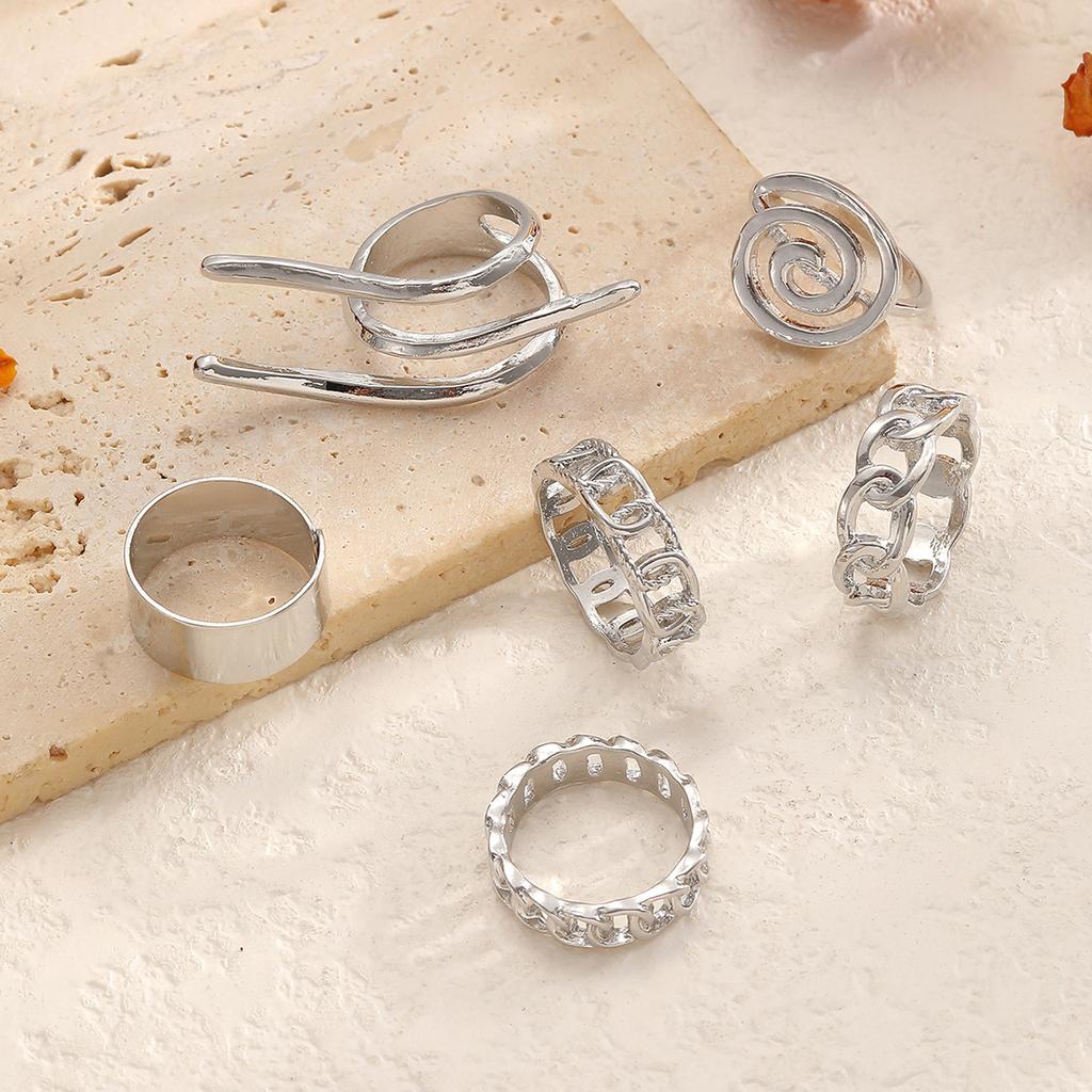Glossy plain ring, European and American jewelry, women's geometric modeling, electroplating wind, personalized joint ring set.