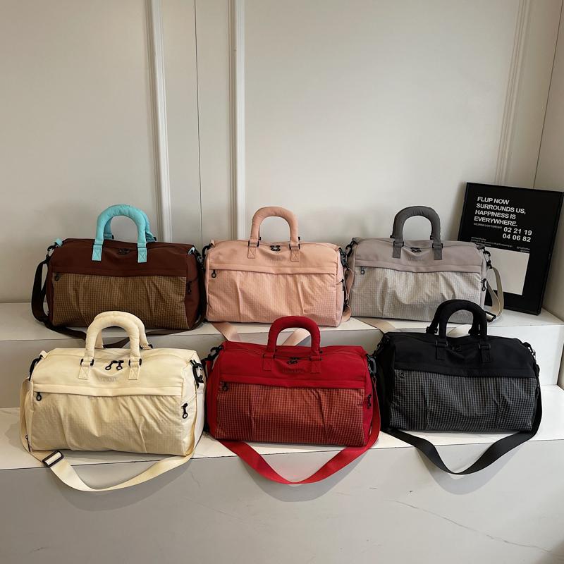 New Causal Large Capacity Sense of Luxury Sweet Travel Bags Personality Color Matching Retro Super Cool Crossbody Bags for Women