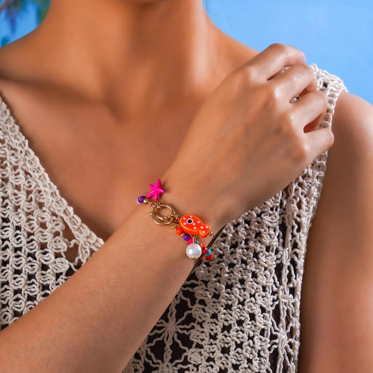 

Bohemian Sea-Inspired Ceramic Fish & Starfish Pendant Necklace Dopamine Rainbow Color Beads Necklaces Beach Jewelry