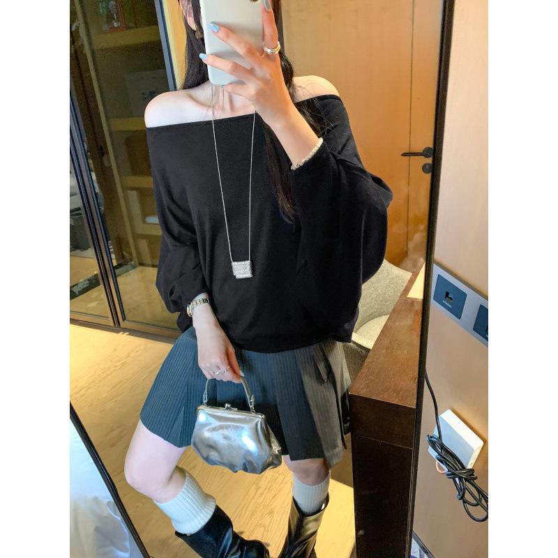 Damen Batwing Ein-Schulter Strick-T-Shirt, Langarm, Herbst/Winter 2026 Locker sitzendes Basisschicht-Oberteil.