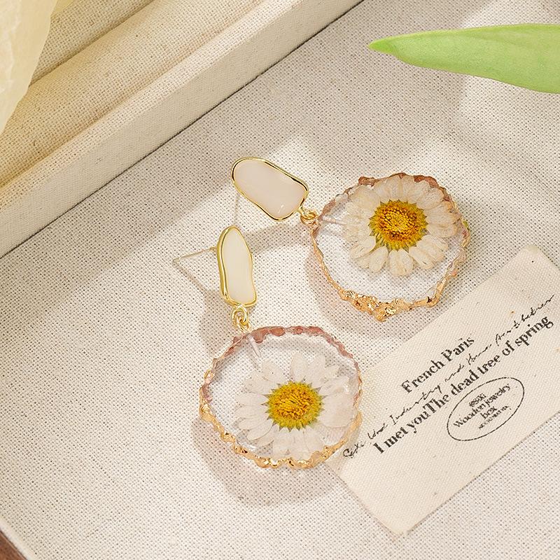 Dried Flower And Preserved Flower Earrings