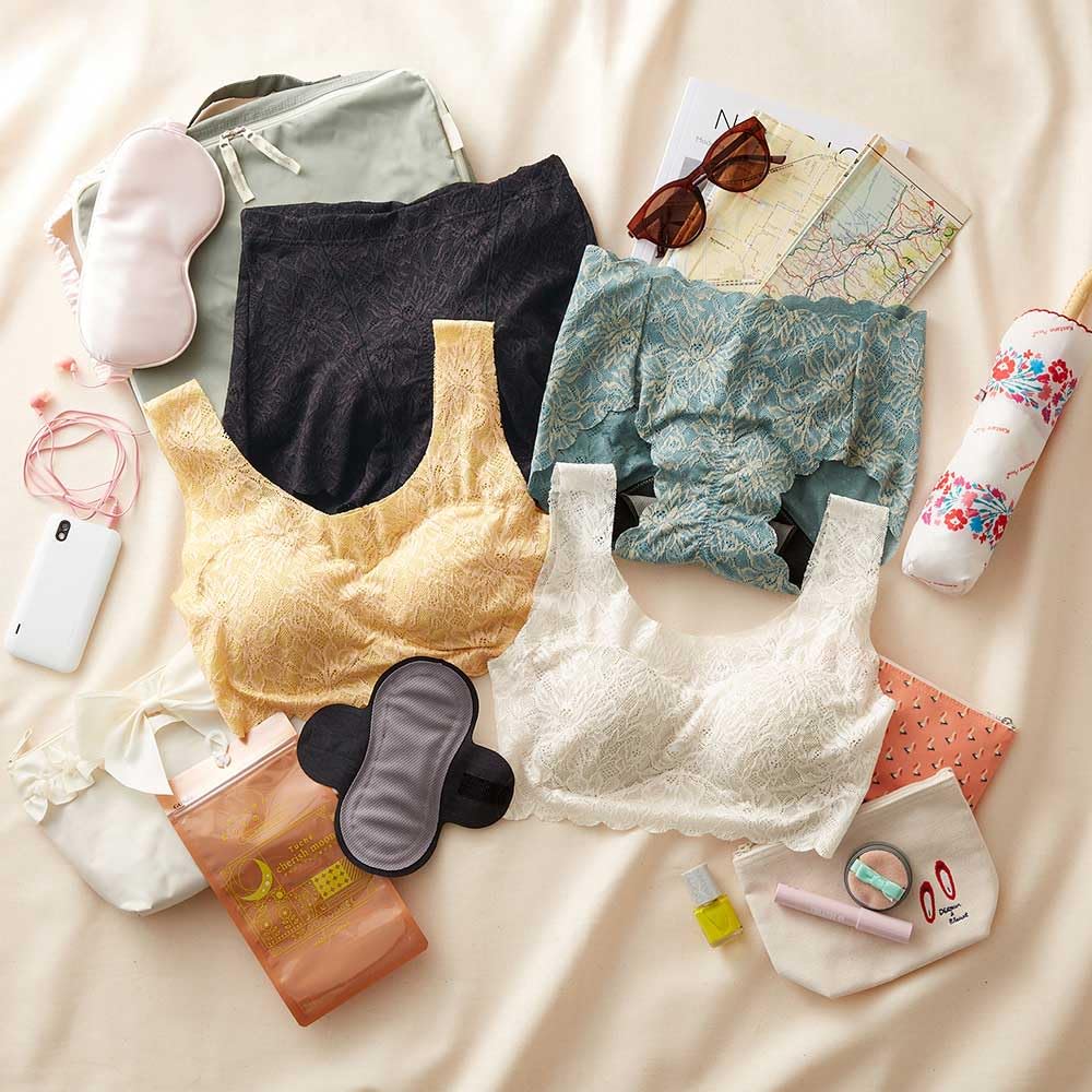 Gunze Tuche a cloth napkin and panty liner for vaginal TC6899, discharge.