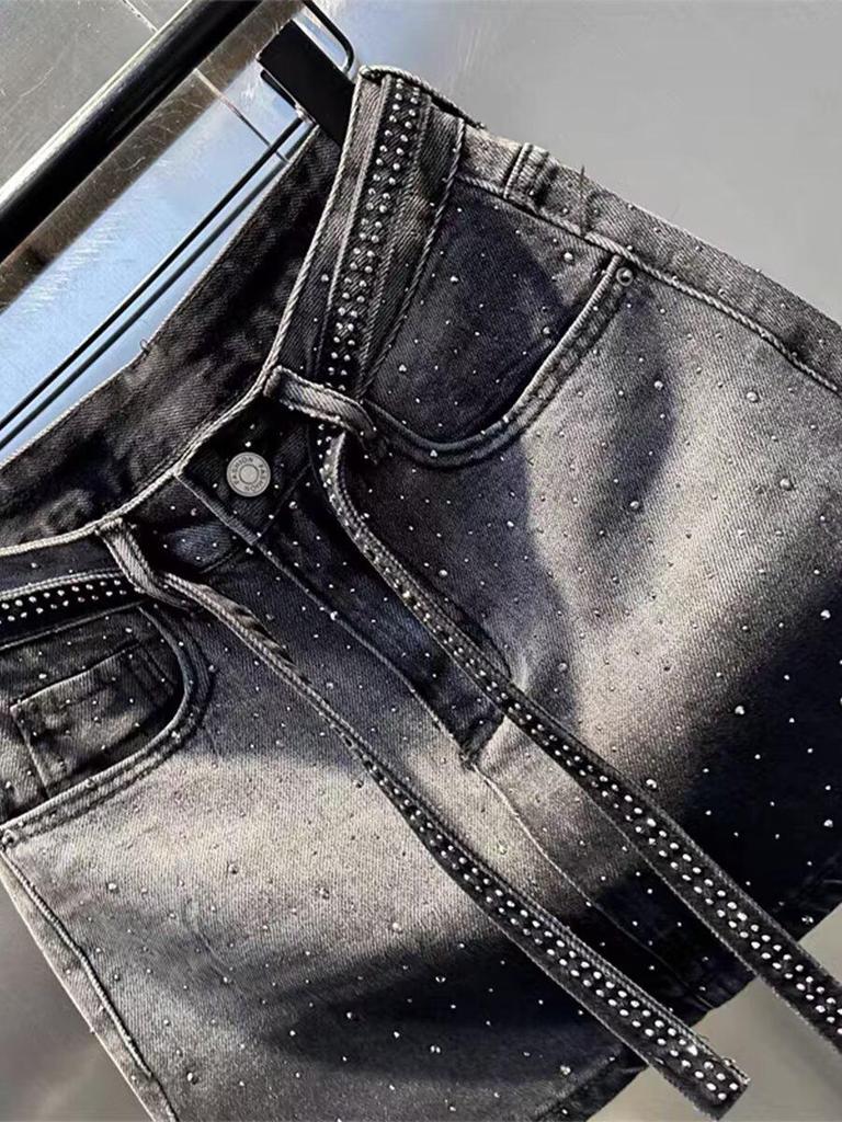 Rhinestone Denim-Rock in Übergröße - Hoher Bund Schlankmachender A-Linien-Schnitt für kurvige Frauen