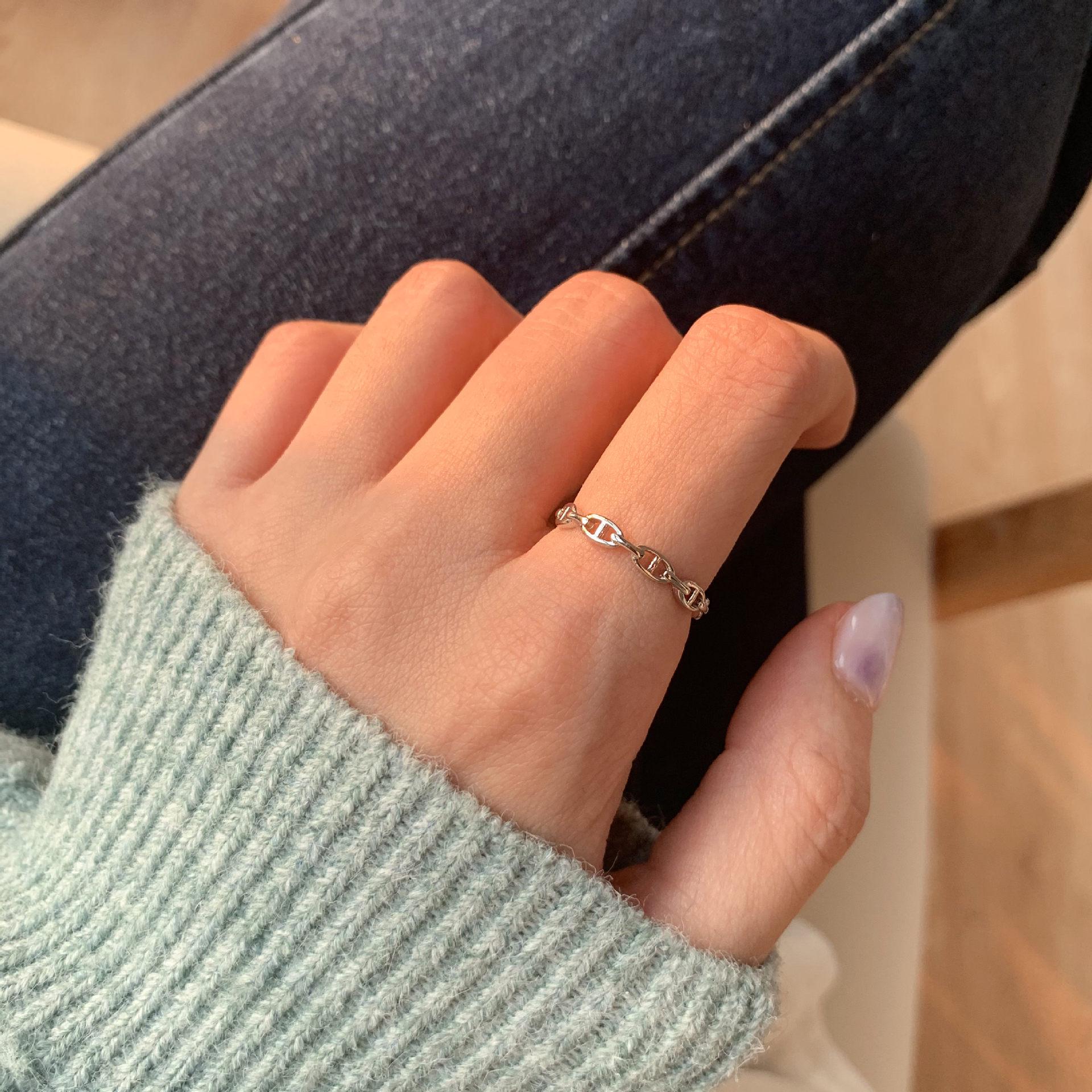 

Korean Style 925 Silver Minimalist Ring for Women – Trendy, Chic, and Unique Adjustable