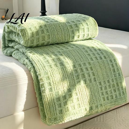 Decorative Textured Throw 3D Waffle Checkered Blanket Solid Color Milk Fleece Plush Lightweight Warm Soft Cozy Cover for Couch Bed Office Naps
