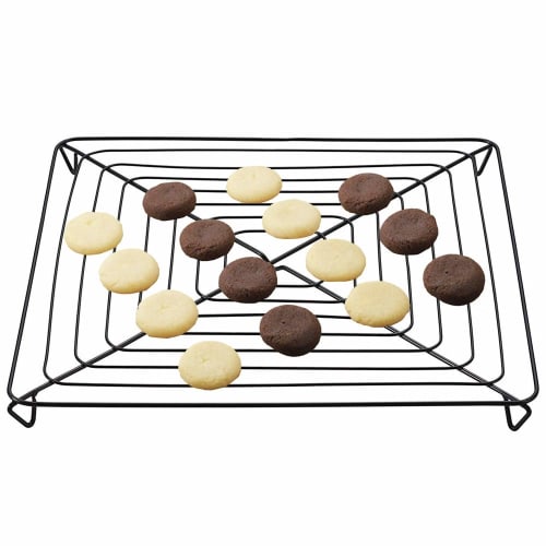 Kai House Select Square Cake Cooler DL6253 That Efficiently Cools Baked Goods and Cookies