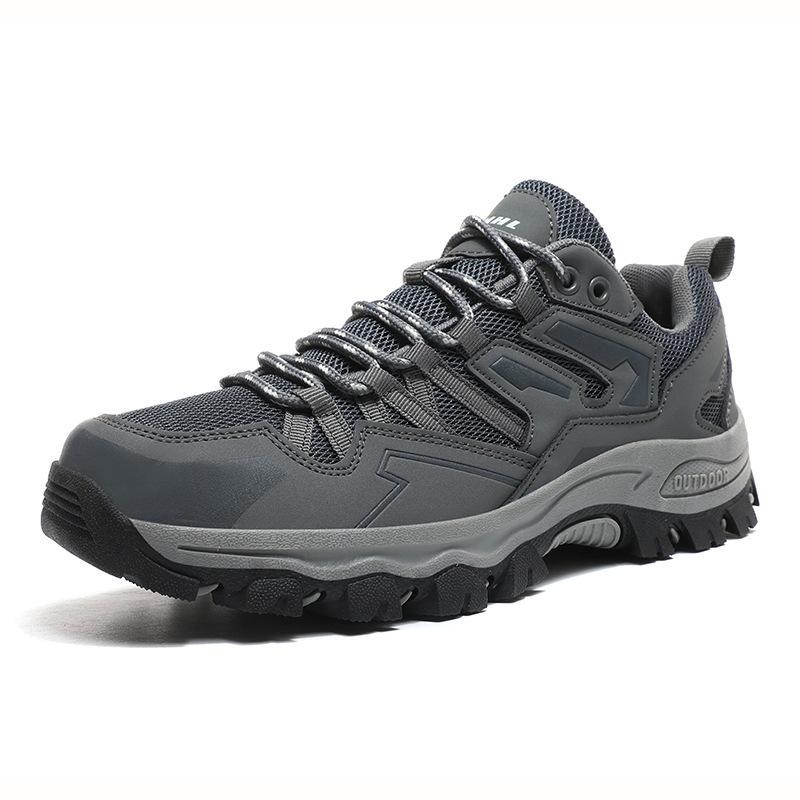 Large size couple hiking shoes mesh breathable camping off-road hiking shoes soft sole professional outdoor sports shoes