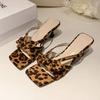 Fashion Bow-shaped Leopard Print Flip-flops for Women To Wear As Outerwear In Summer 2025, New Square-toed Thin Heel Flip-flops