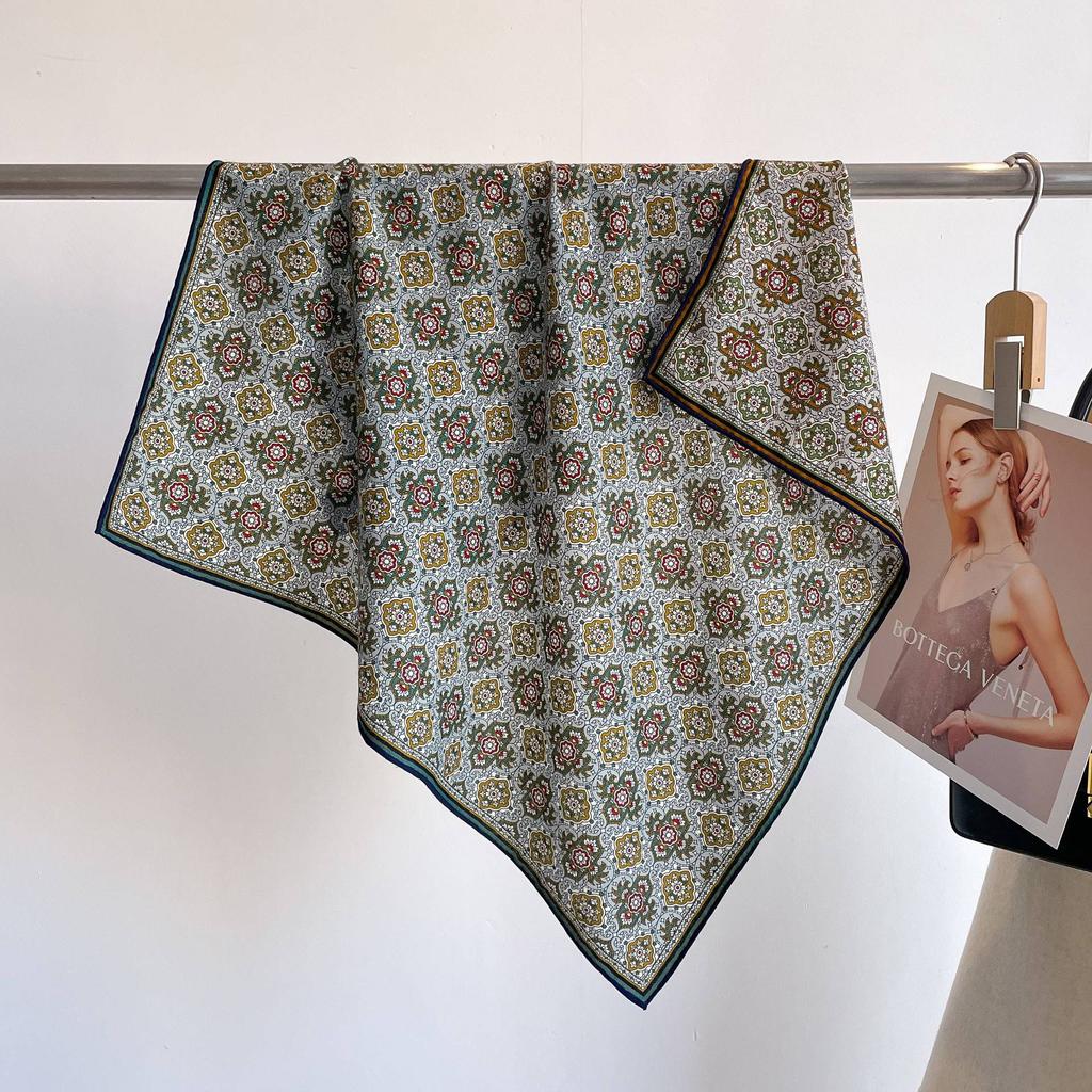 Spring, autumn and winter new high-end silk scarf women's fashion temperament printed shawl double-sided silk scarf