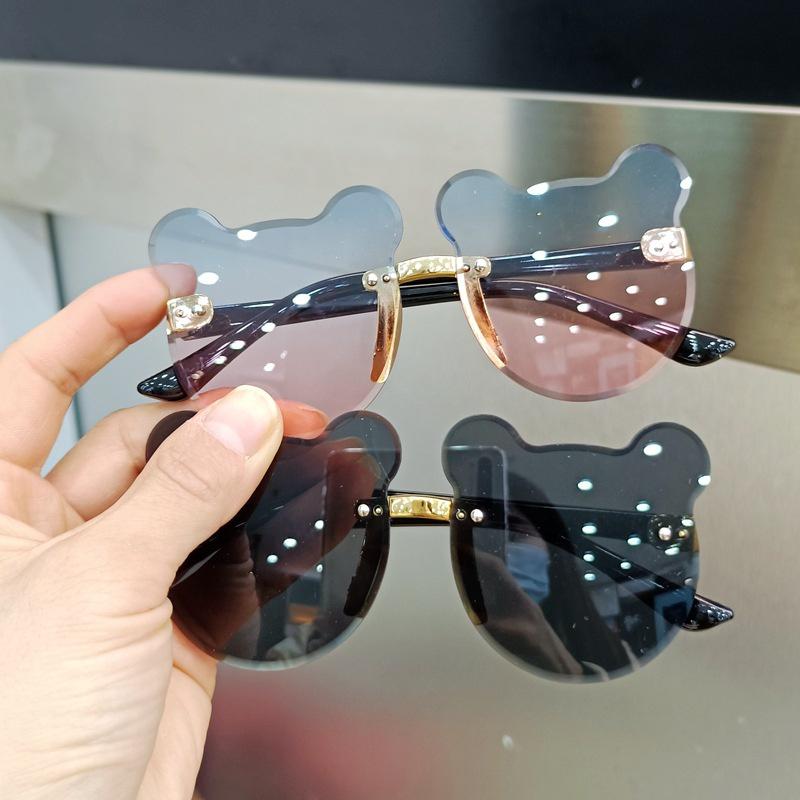 Harilla Süße Herzform Kinder Sonnenbrille Kleiner Rahmen für Kinder Geschenk Beach Party Harilla Süße Herzform Kinder Sonnenbrille Kleiner Rahmen für Kinder Geschenk Beach Party