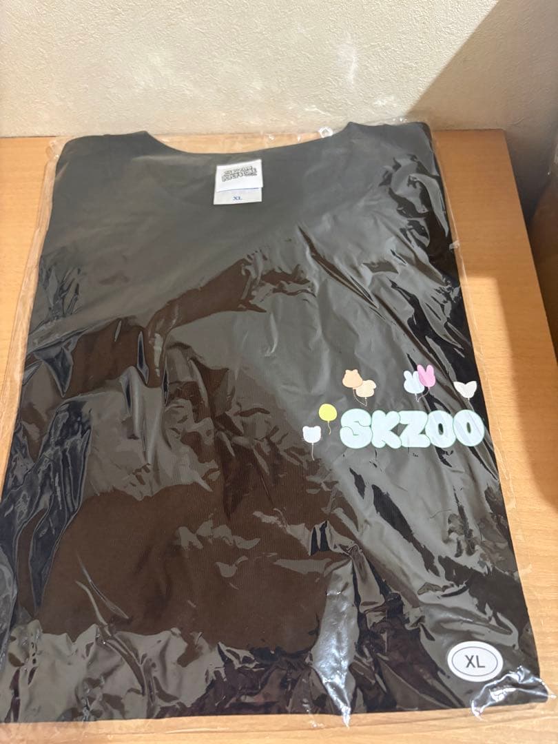 

[Б/У] Stray Kids SKZOO ОФИЦИАЛЬНАЯ футболка Черная XL
