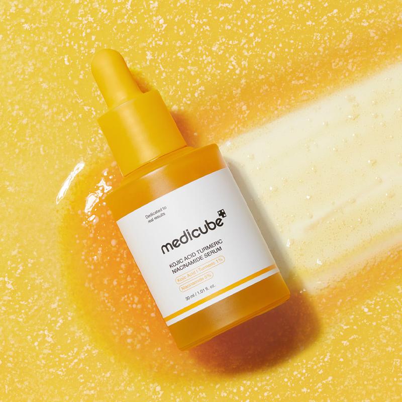 Medicube Kojicsyre Gurkemeie Niacinamid Serum 30ml
