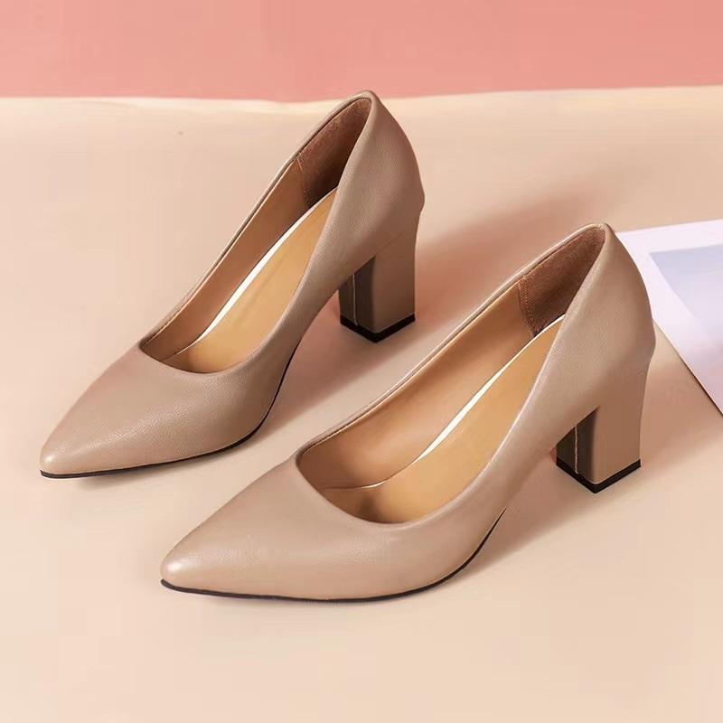 Scarpe Autunnali da Donna Stile Coreano Punta Acuta Tacco Largo Slip-On Minimaliste Tacchi Alti Scarpe da Ufficio