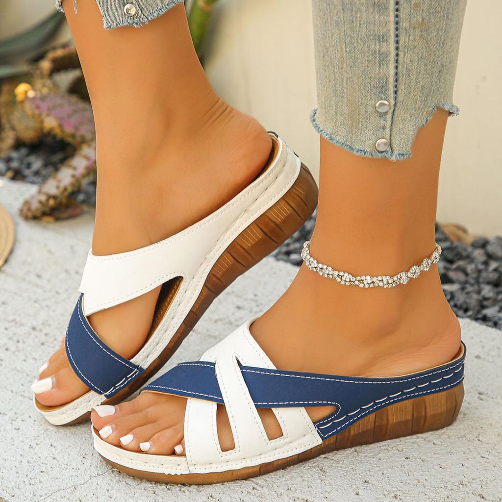 2026 Women'S Open Toe Slip Sandals With Cutouts Fashionable And Casual With Exposed Heels And Contrasting Womens Sandalias