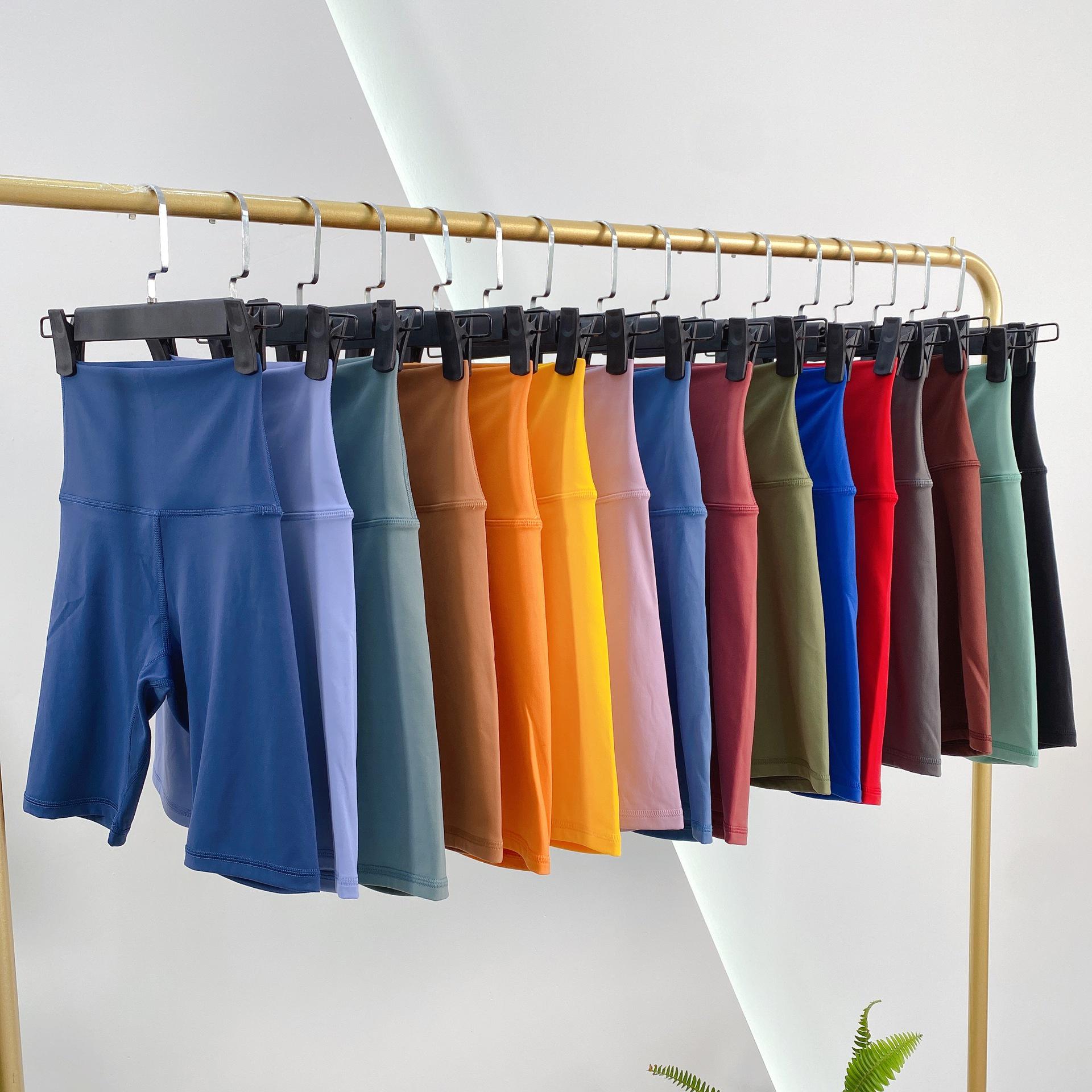 

Lulu-Style Summer 5-Point Elastic Yoga and Cycling Shorts Small