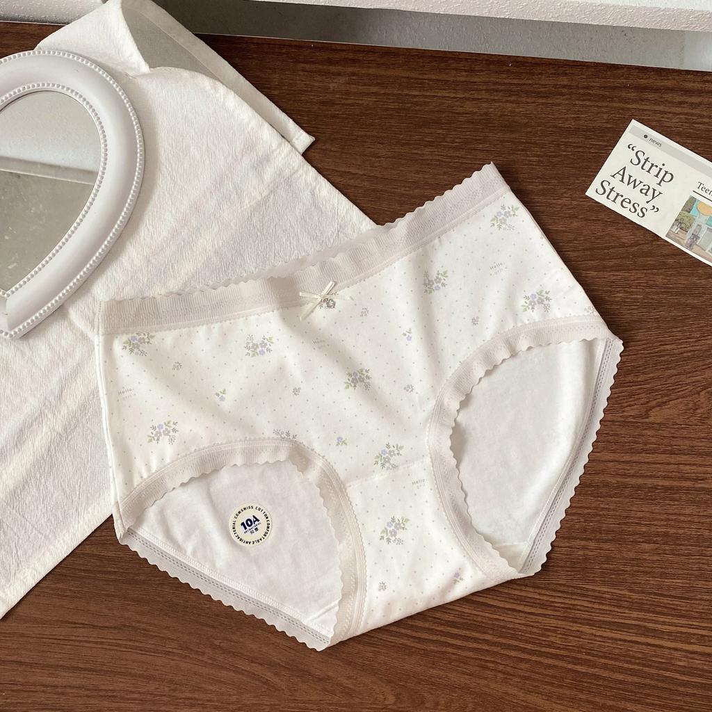 Female Spring Cotton Sweet Printed Skin Friendly Breathable 10A Antibacterial Crotch Wrapped Waist Triangle Briefs