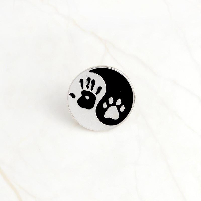 Creative Personalized Black And White Brooch With Dog Paw Print For Fashion Lovers