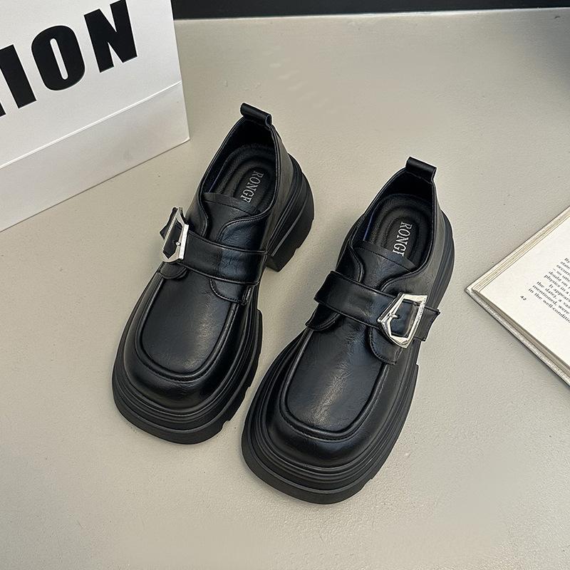 

Черные женские летние новые одинарные туфли на толстой подошве с увеличением высоты, с юбками и маленькими кожаными туфлями 40 чёрный