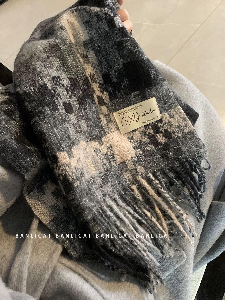 

Atmosphere Plaid Scarf Women Winter Tassel Warm Thickened Long Style Elegant Shawl Couple Neck Wrap One Size