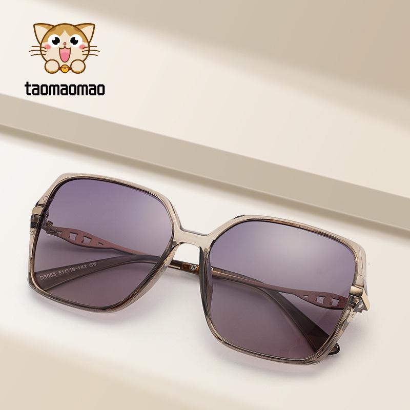 Women's High-End Rhinestone Large Frame Sunglasses with Hollow Zinc Alloy Legs and HD Polarized Lenses
