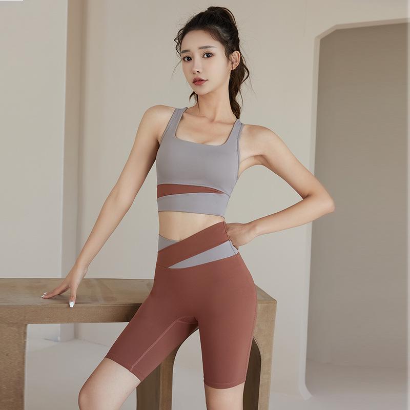 Women's Summer Yoga Suit Set - Shockproof Sports Bra & Vest for Fitness & Running