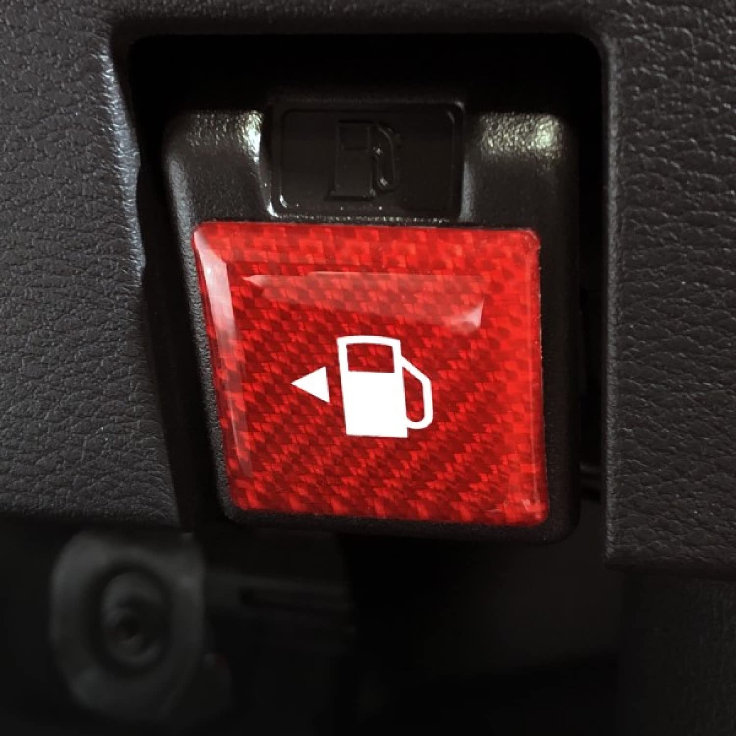 

HASEPRO Magical Carbon NEO Эмблема-открывашка для крышки бензобака Красный NFOE-1RED Vertical approx. 35.5mm / красный